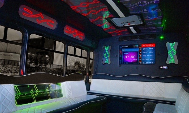 20 passengers bus image